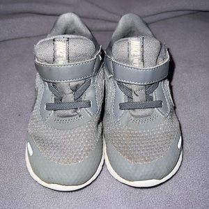 9C Boys Nike Tennis Shoes